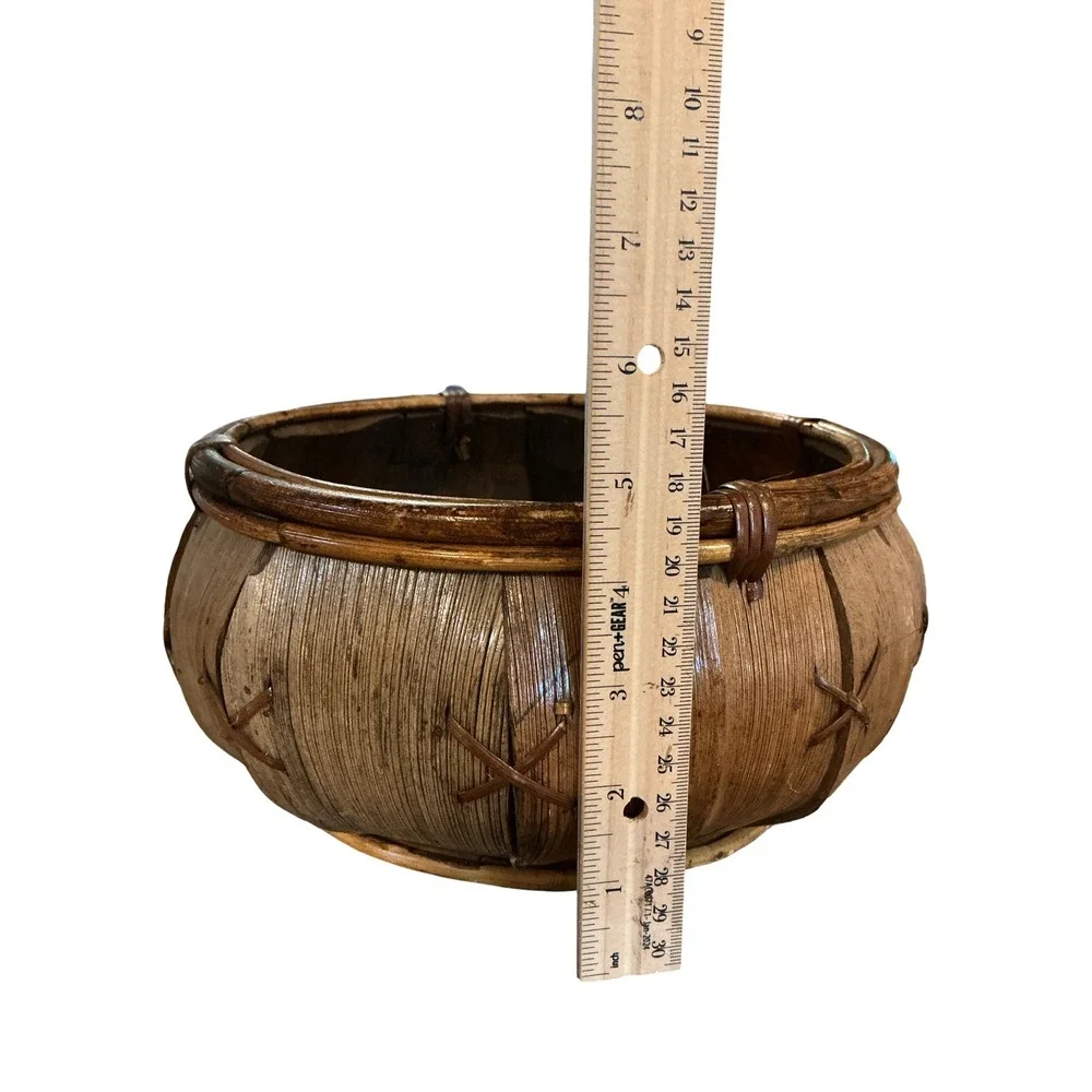 Global Influences 1997 Medium Tacong Bowl Woven Wood Basket 8.5